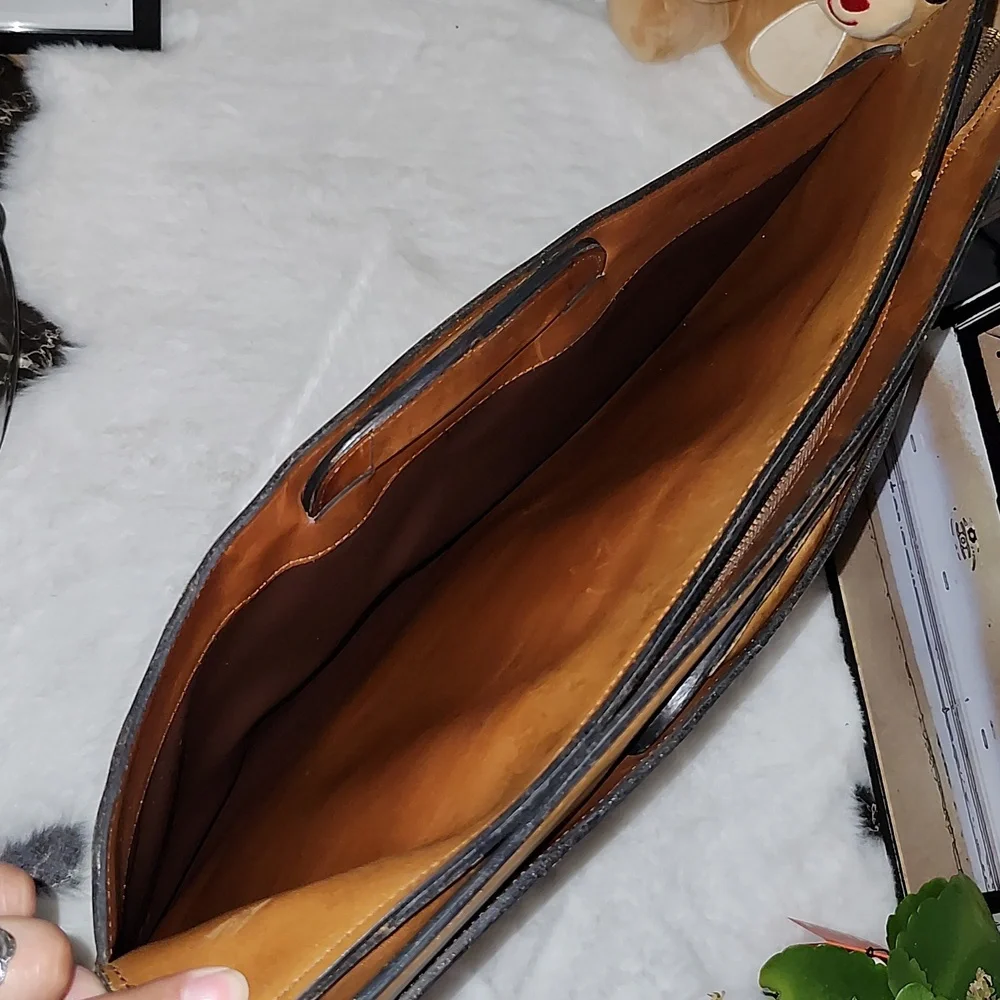 Vintage Brown Leather briefcase
